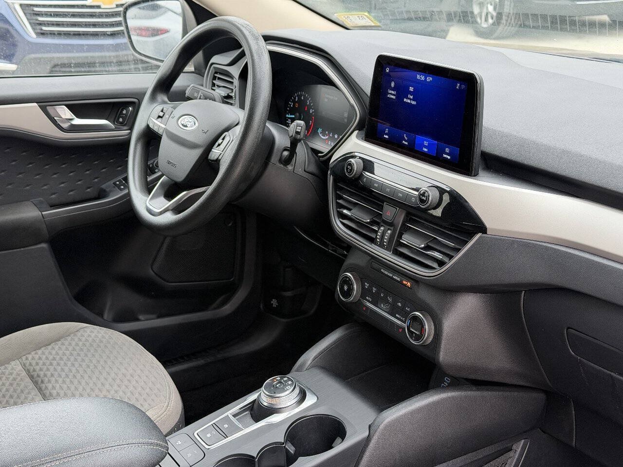 Used 2020 Ford Escape SE AWD/4WD image 9