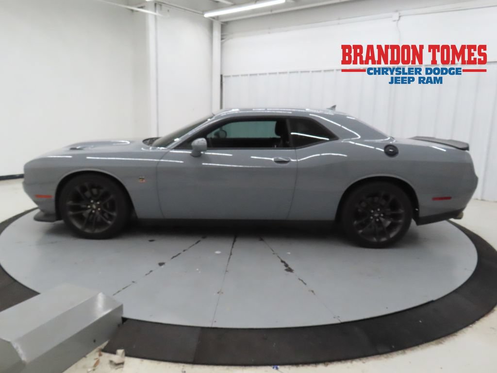 Used 2021 Dodge Challenger R/T Scat Pack RWD image 6