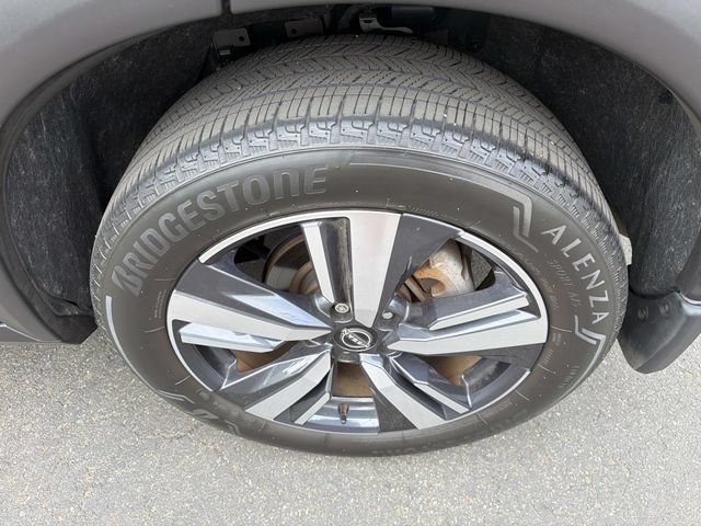 Certified 2023 Nissan Rogue SL FWD image 9