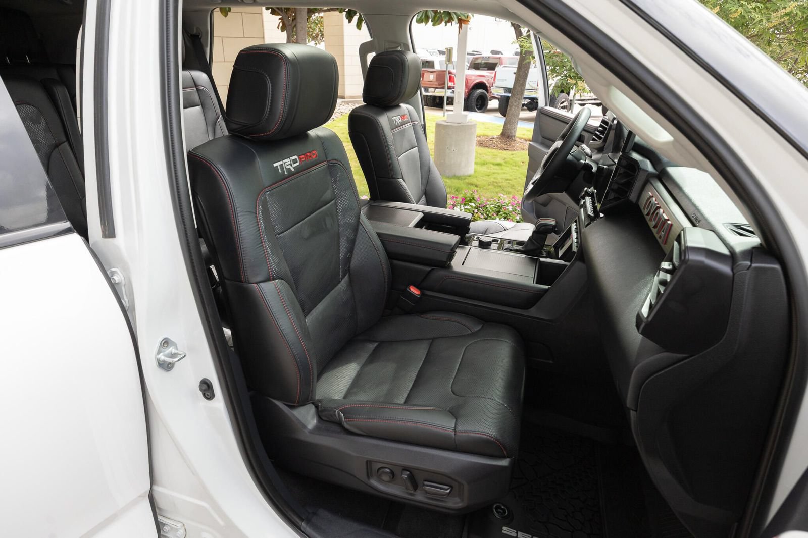 Used 2023 Toyota Sequoia TRD Pro AWD/4WD image 32