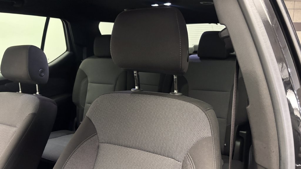 Used 2023 Chevrolet Traverse LT w/ LPO, Floor Liner Package AWD/4WD image 16