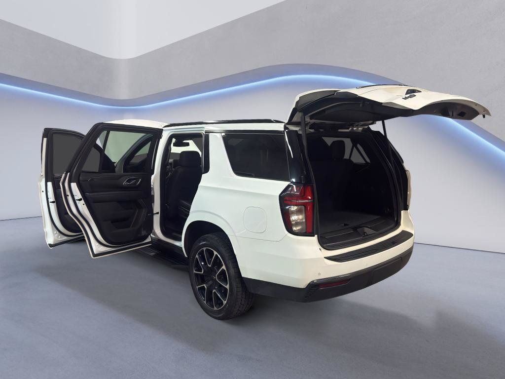 Used 2021 Chevrolet Tahoe RST w/ Luxury Package AWD/4WD image 12