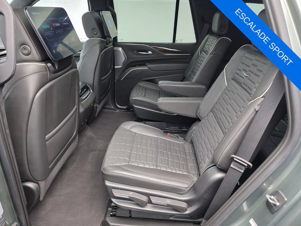 Used 2023 Cadillac Escalade Sport Platinum w/ LPO, ONYX Package AWD/4WD image 14