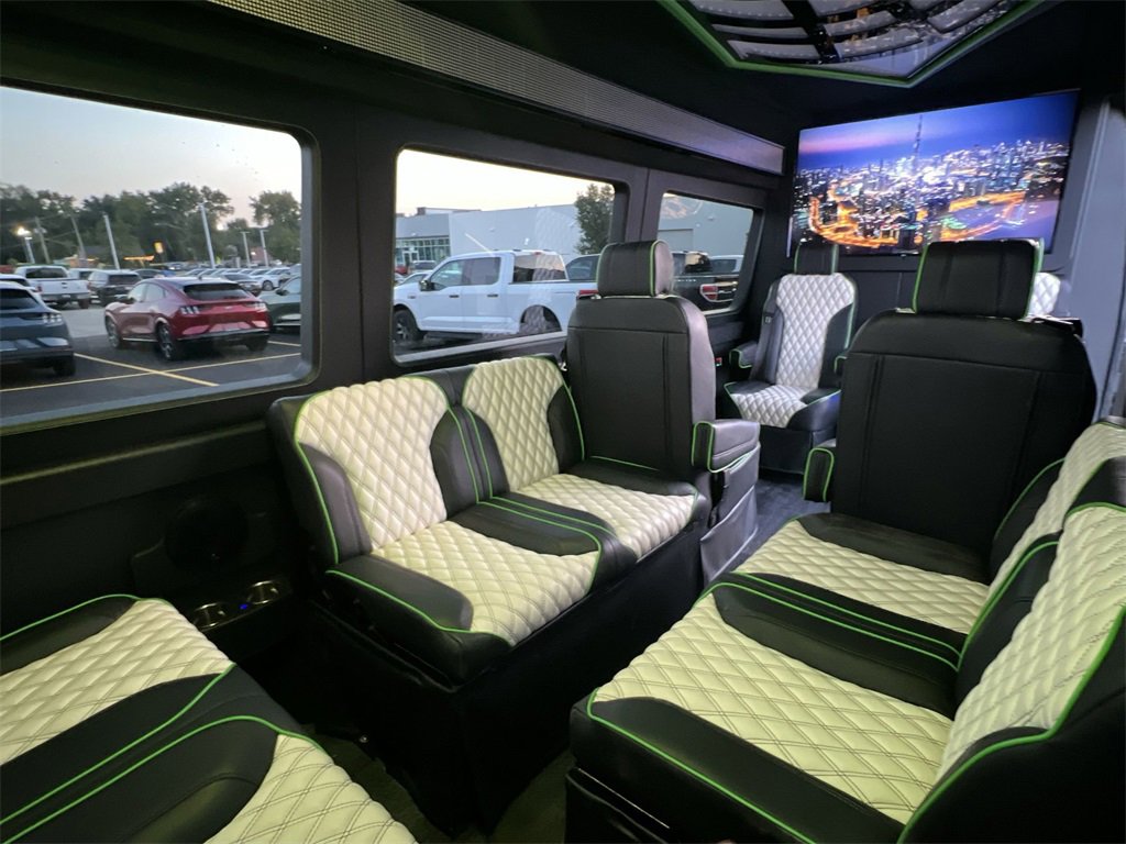 Used 2019 Mercedes-Benz Sprinter 170 image 21