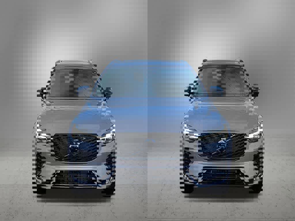 New 2026 Volvo XC60 B5 Plus w/ Protection Package Premier image 9