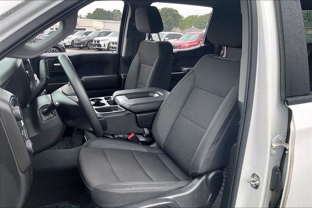 Used 2025 Chevrolet Silverado 1500 Custom AWD/4WD image 17