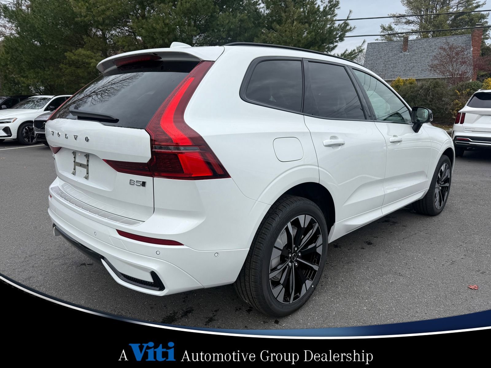 Used 2026 Volvo XC60 B5 Plus w/ Protection Package Premier AWD/4WD image 8