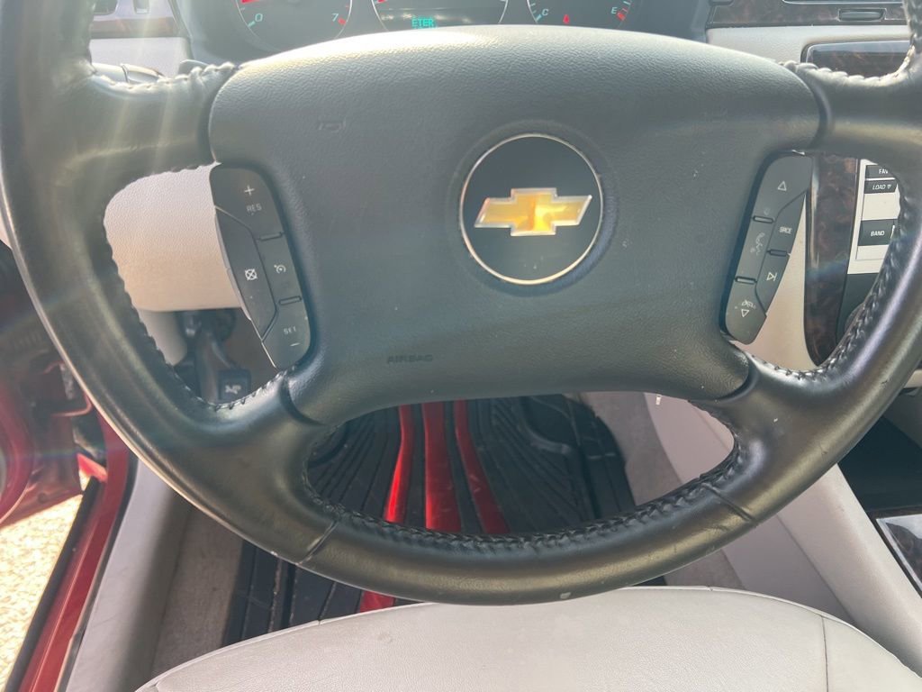 Used 2013 Chevrolet Impala LTZ image 12