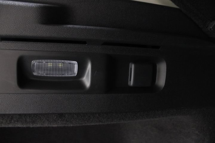 Used 2023 Buick Envision Avenir AWD/4WD image 15