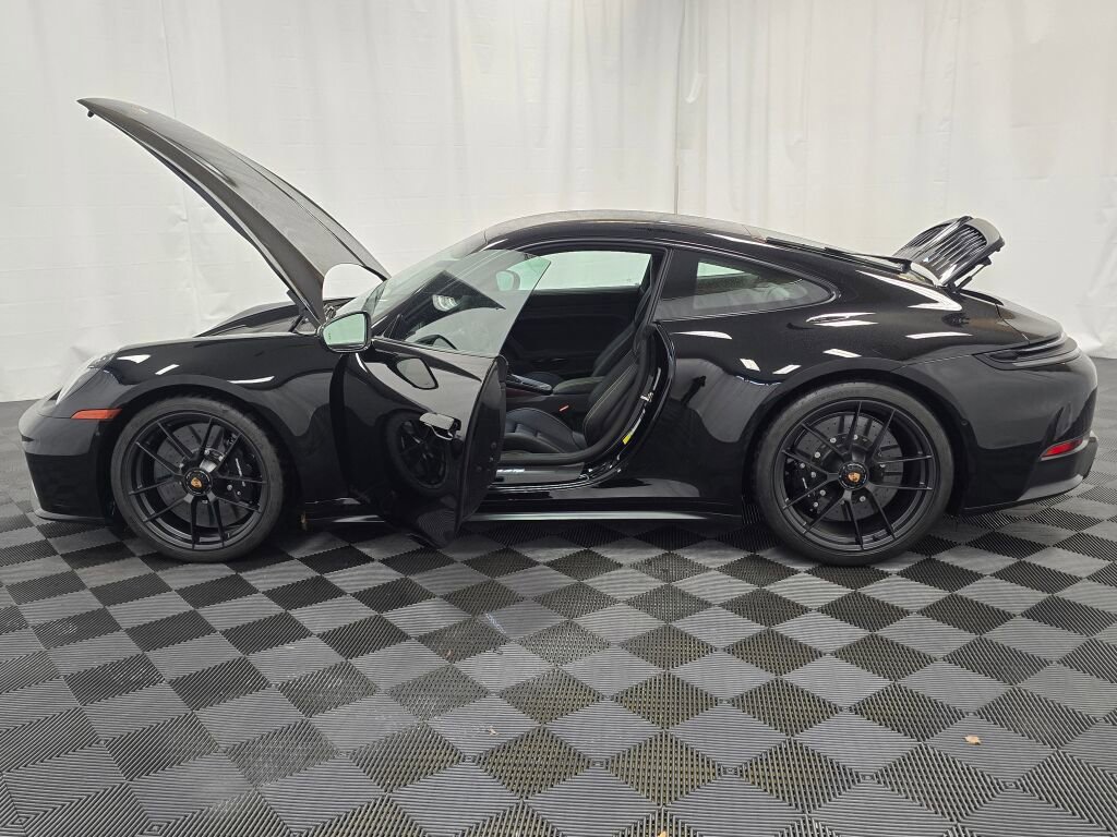 Certified 2025 Porsche 911 Carrera 4 GTS image 12