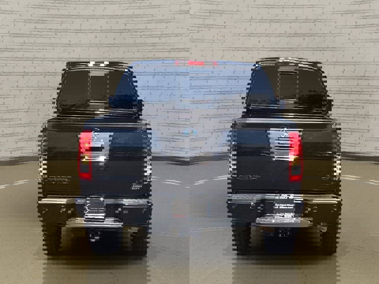 Used 2018 Nissan Frontier SV w/ Value Truck Package image 6