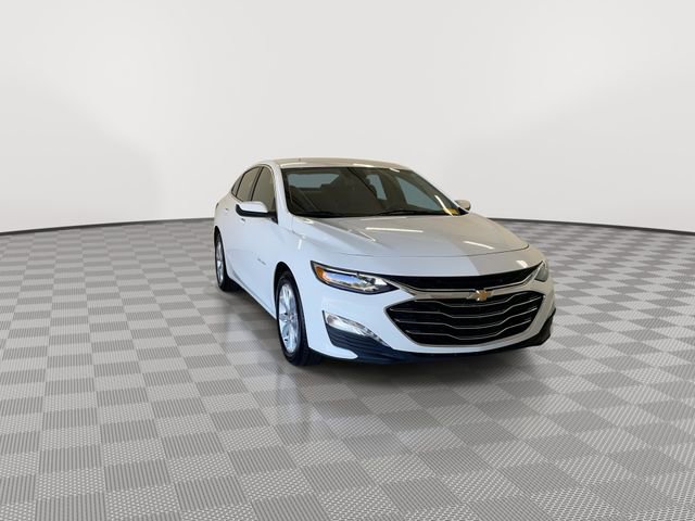 Used 2024 Chevrolet Malibu LT image 2