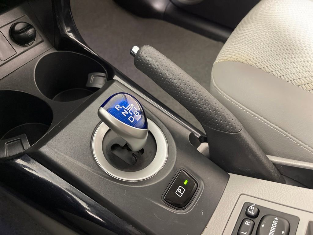 Used 2014 Toyota RAV4 EV image 20