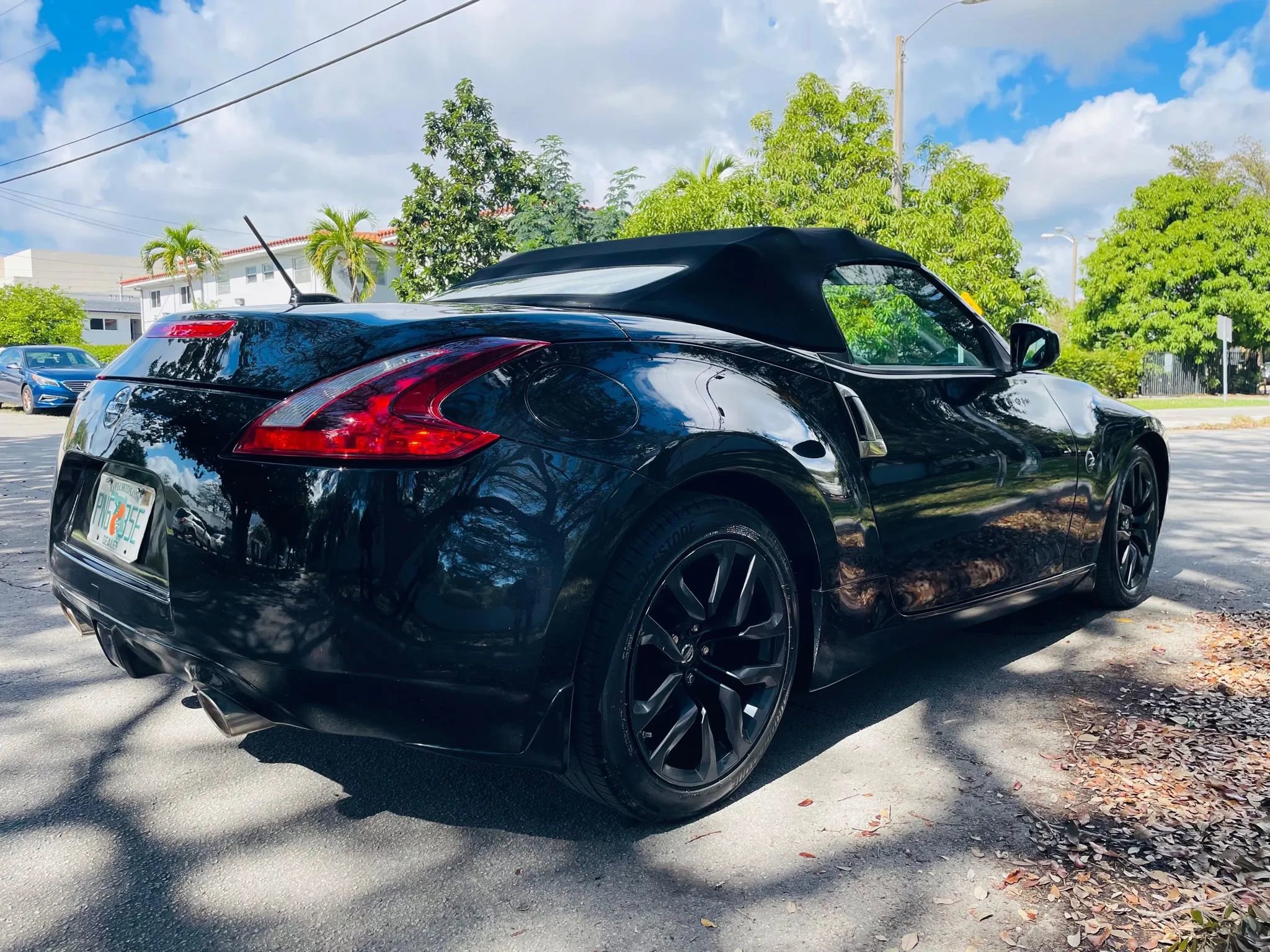 Used 2018 Nissan 370Z Touring image 5