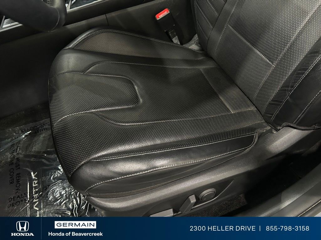 Used 2022 Hyundai Elantra Limited FWD image 19