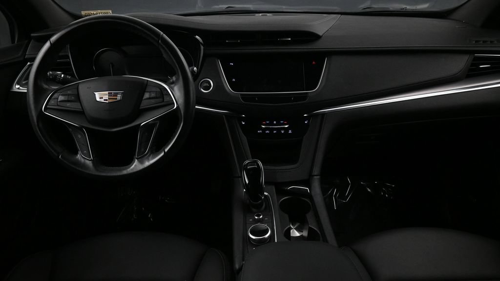 Certified 2023 Cadillac XT5 Luxury FWD image 4
