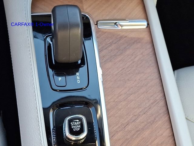 Used 2022 Volvo XC90 T8 Inscription Expression w/ Climate Package image 18