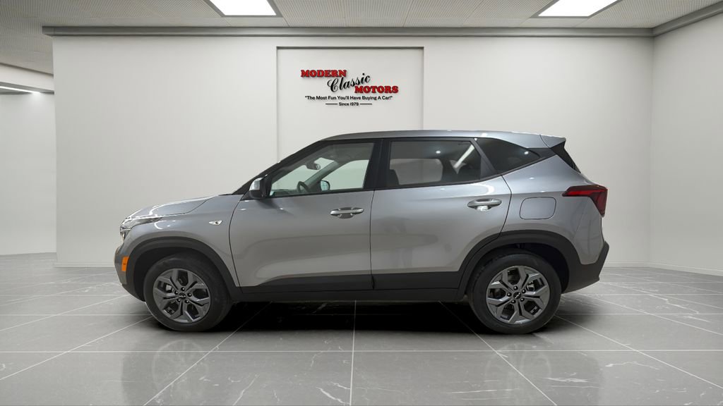 Used 2026 Kia Seltos LX AWD/4WD image 4