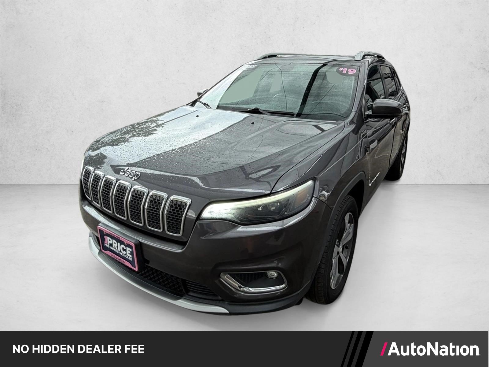 Used 2019 Jeep Cherokee Limited AWD/4WD image 1