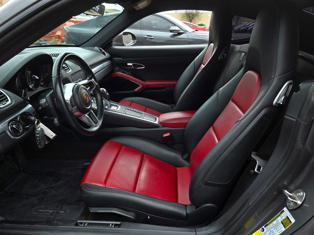 Used 2018 Porsche 718 Cayman image 14