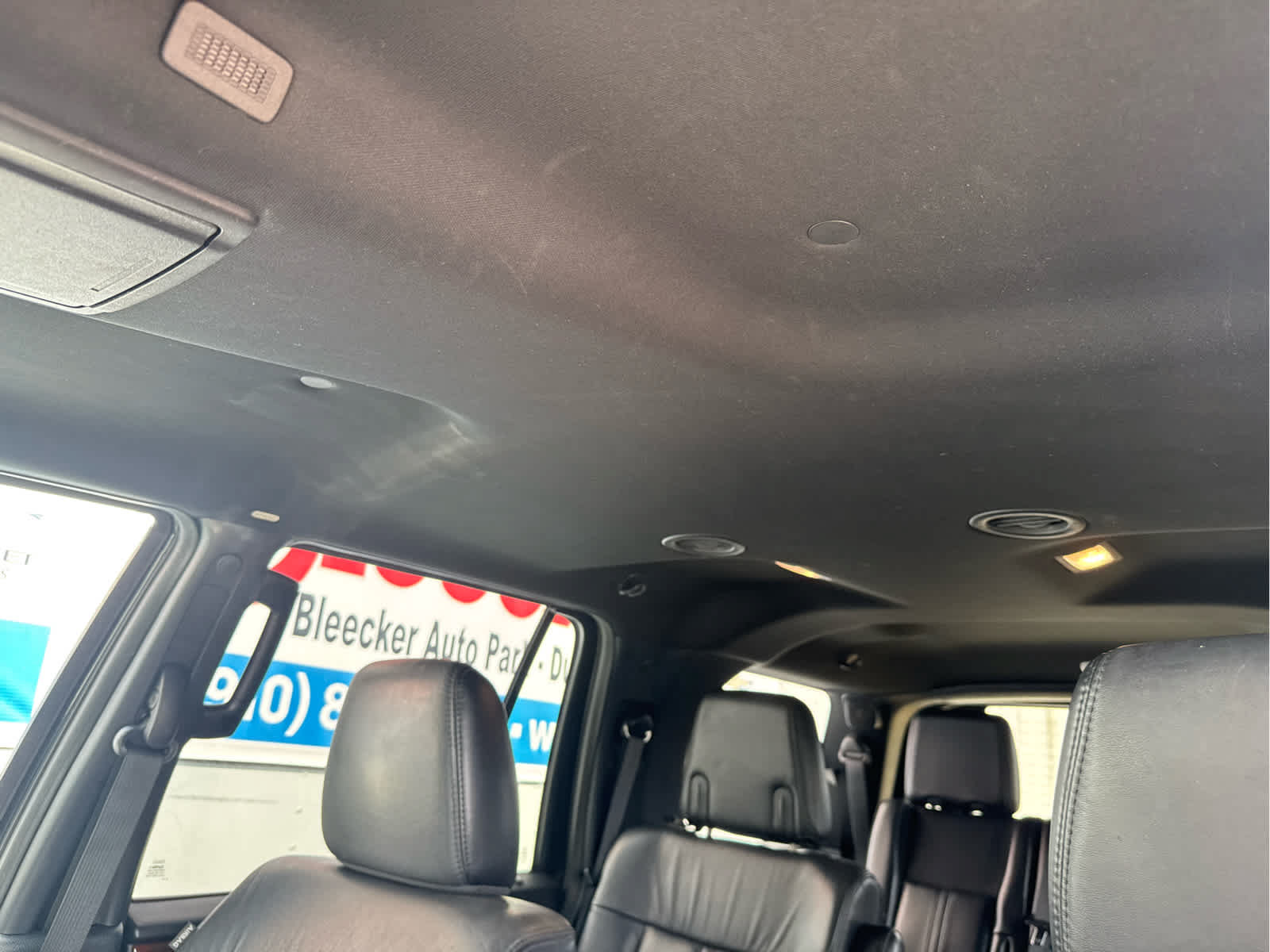 Used 2015 Lincoln Navigator 2WD image 33