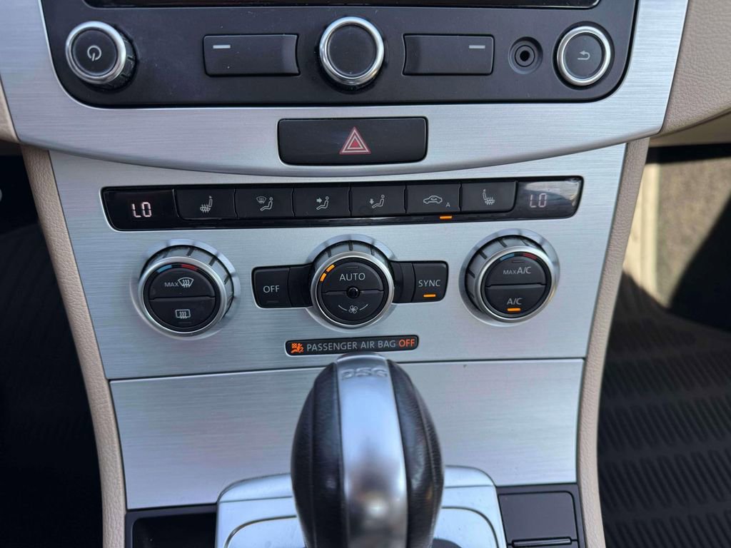 Used 2015 Volkswagen CC Sport image 31