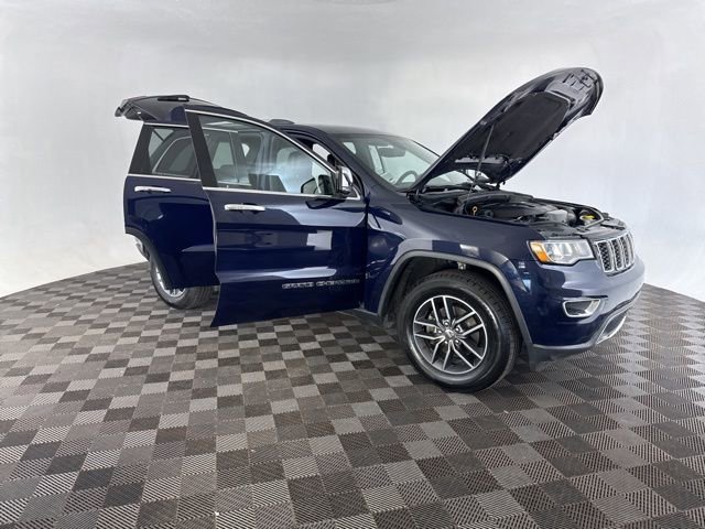 Used 2017 Jeep Grand Cherokee Limited AWD/4WD image 12