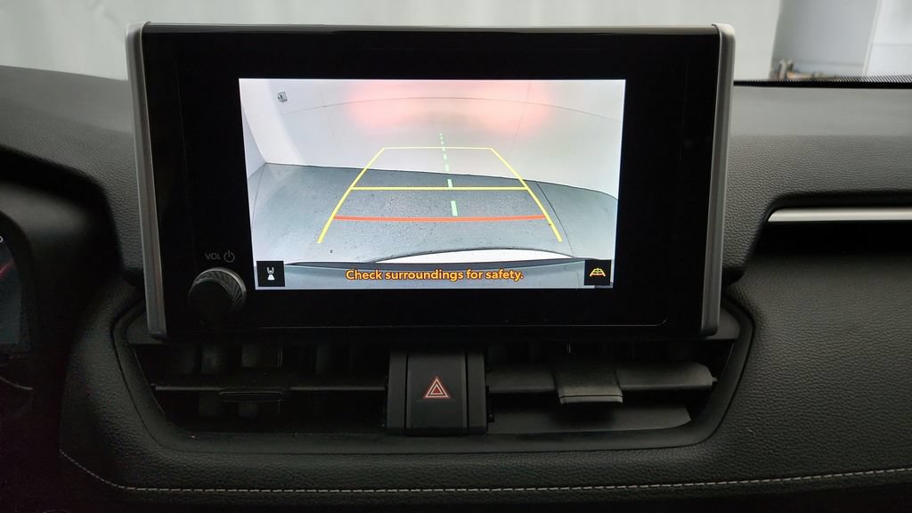 Certified 2024 Toyota RAV4 XLE AWD/4WD image 31
