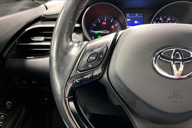 Used 2018 Toyota C-HR XLE FWD image 11
