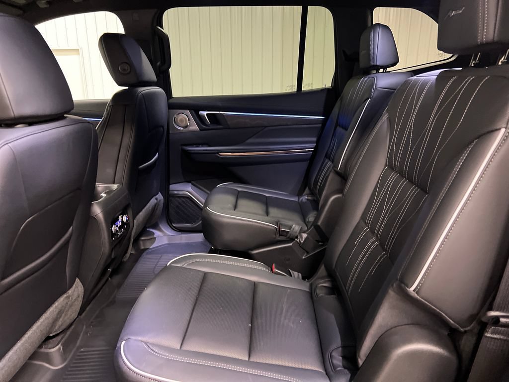 New 2026 Buick Enclave Avenir w/ Super Cruise Package AWD/4WD image 13