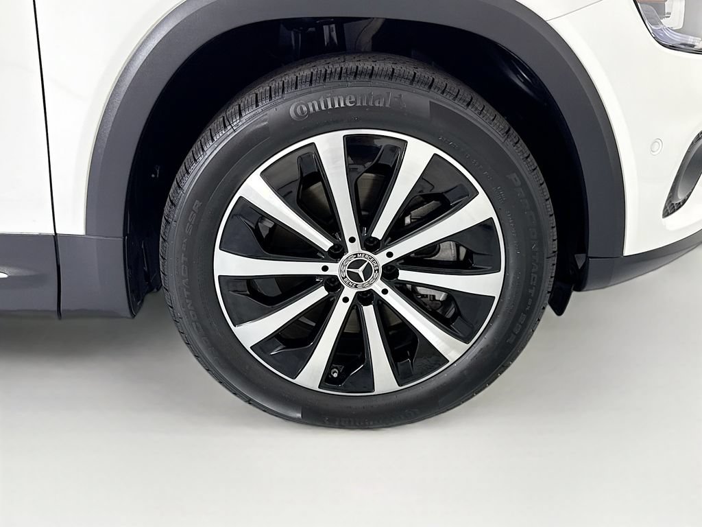 Certified 2022 Mercedes-Benz GLB 250 4MATIC image 32