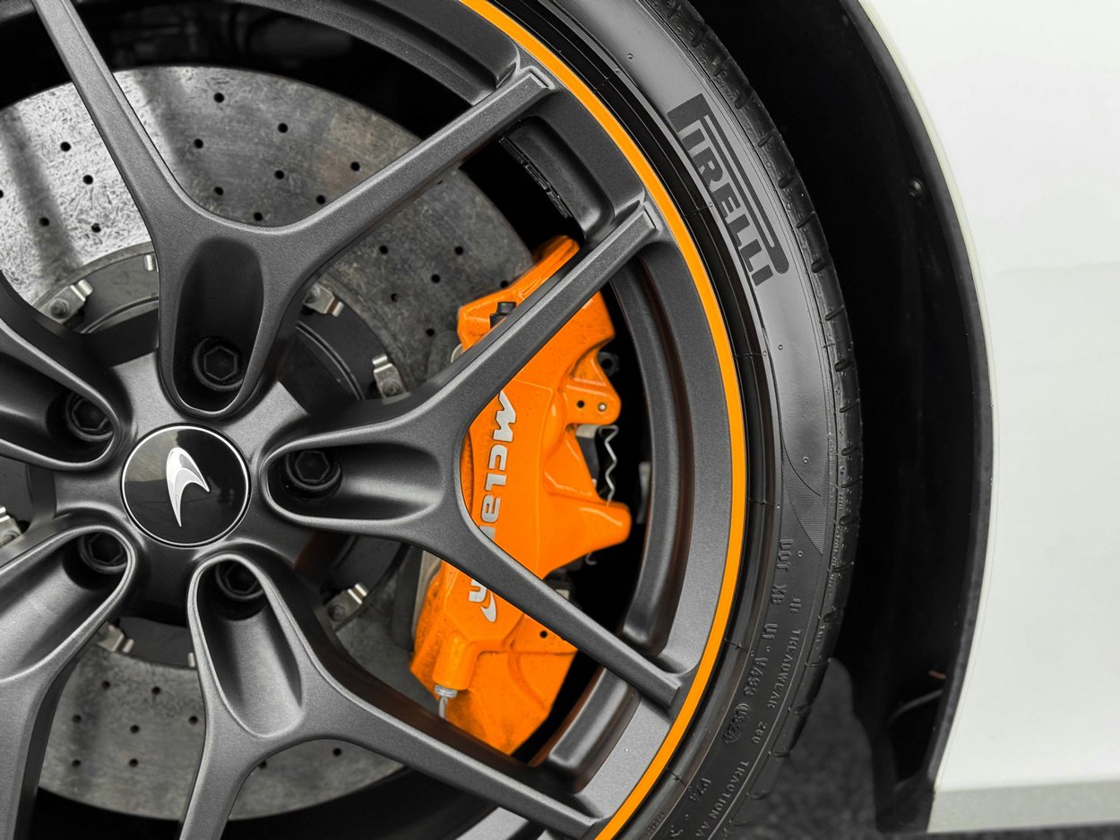 Used 2024 McLaren 750S image 44