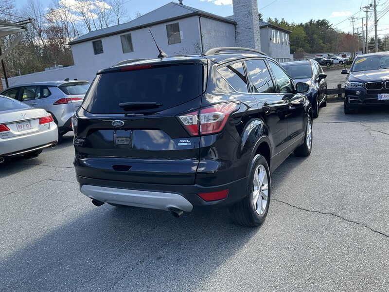 Used 2018 Ford Escape SEL AWD/4WD image 5
