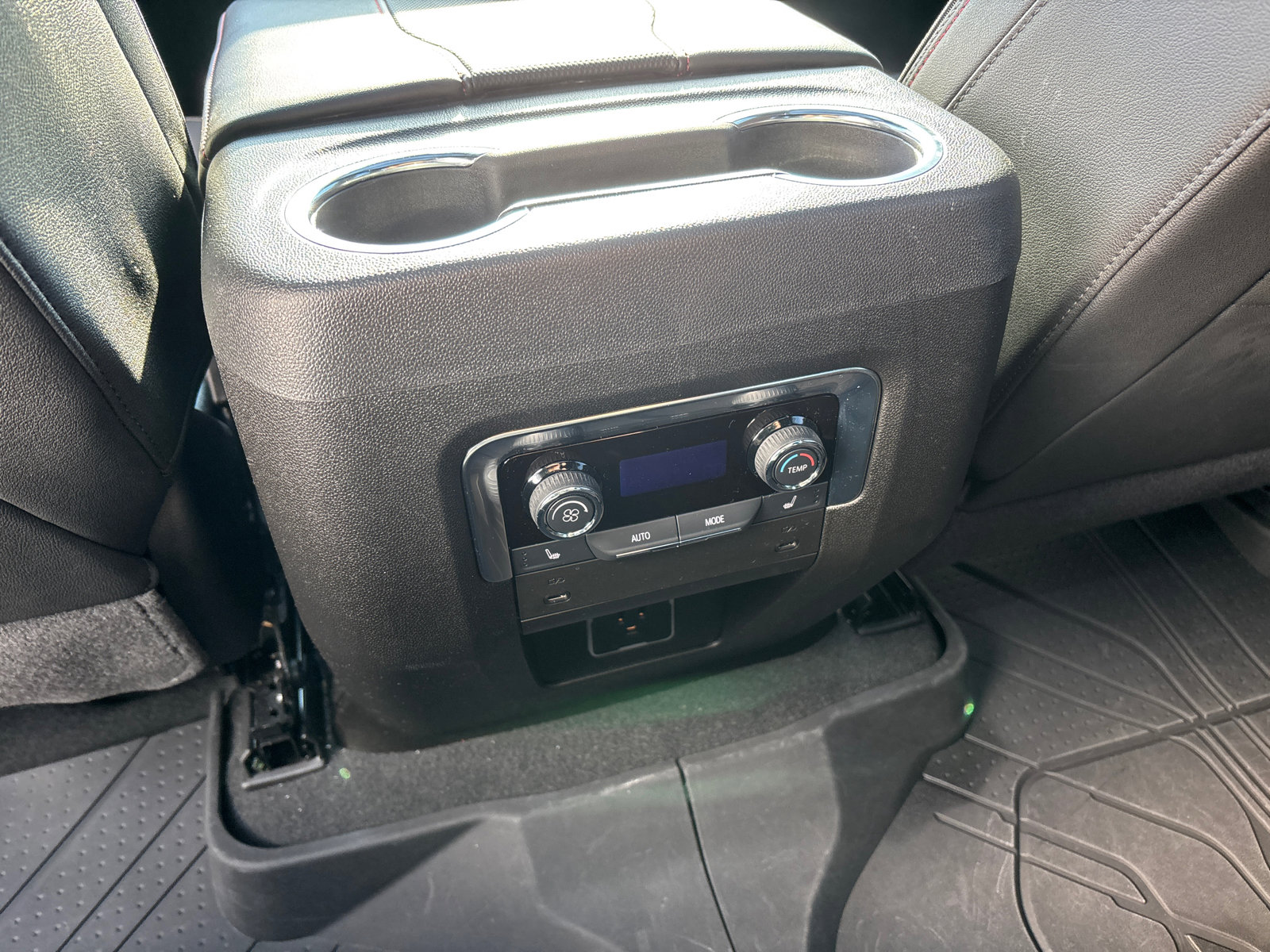 Used 2025 Chevrolet Tahoe RST w/ Comfort Package image 33