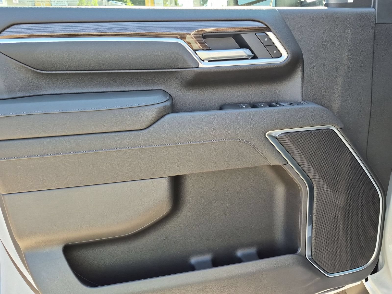 New 2026 Chevrolet Silverado 2500 LT AWD/4WD image 7