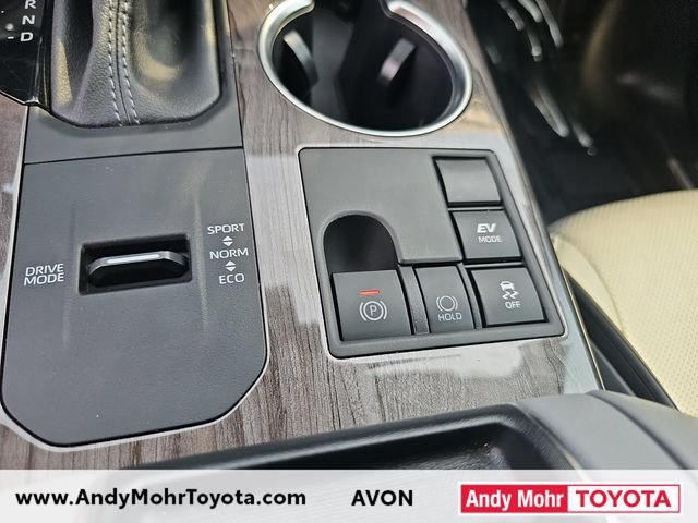 Used 2023 Toyota Highlander Platinum FWD image 28