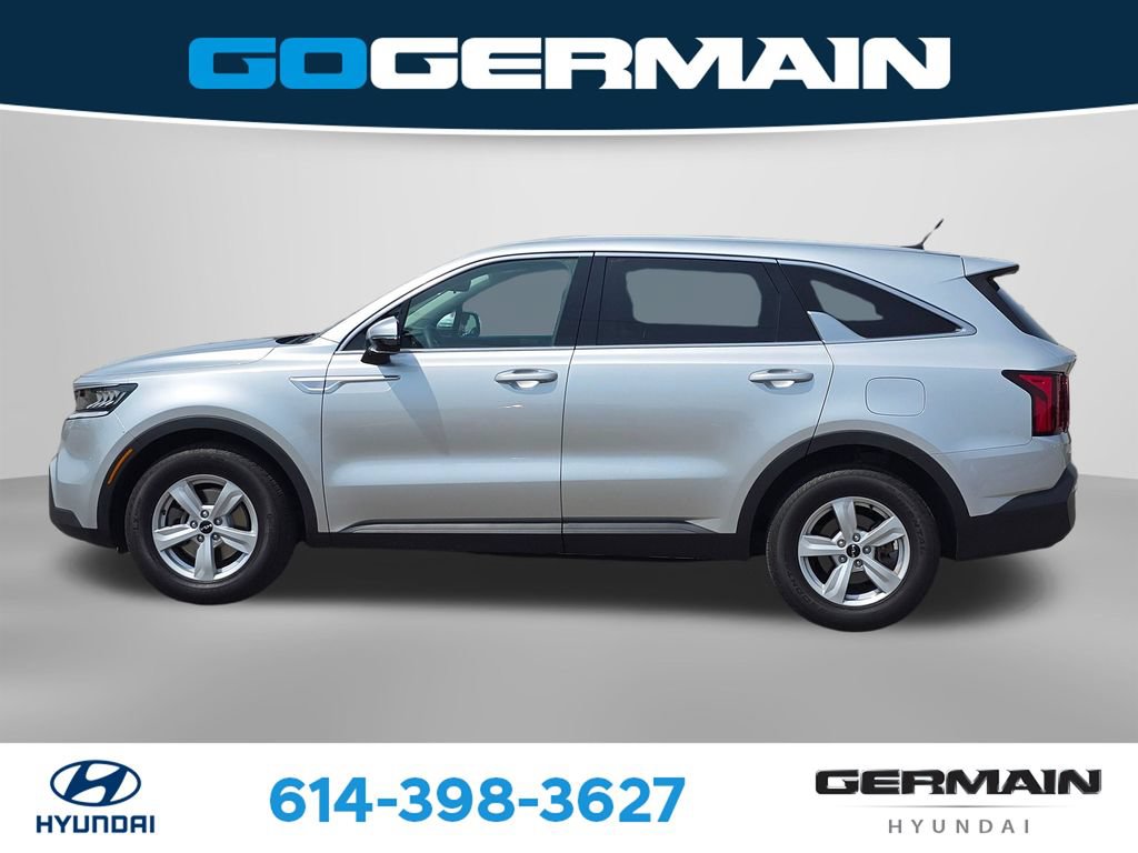Used 2022 Kia Sorento LX FWD image 12