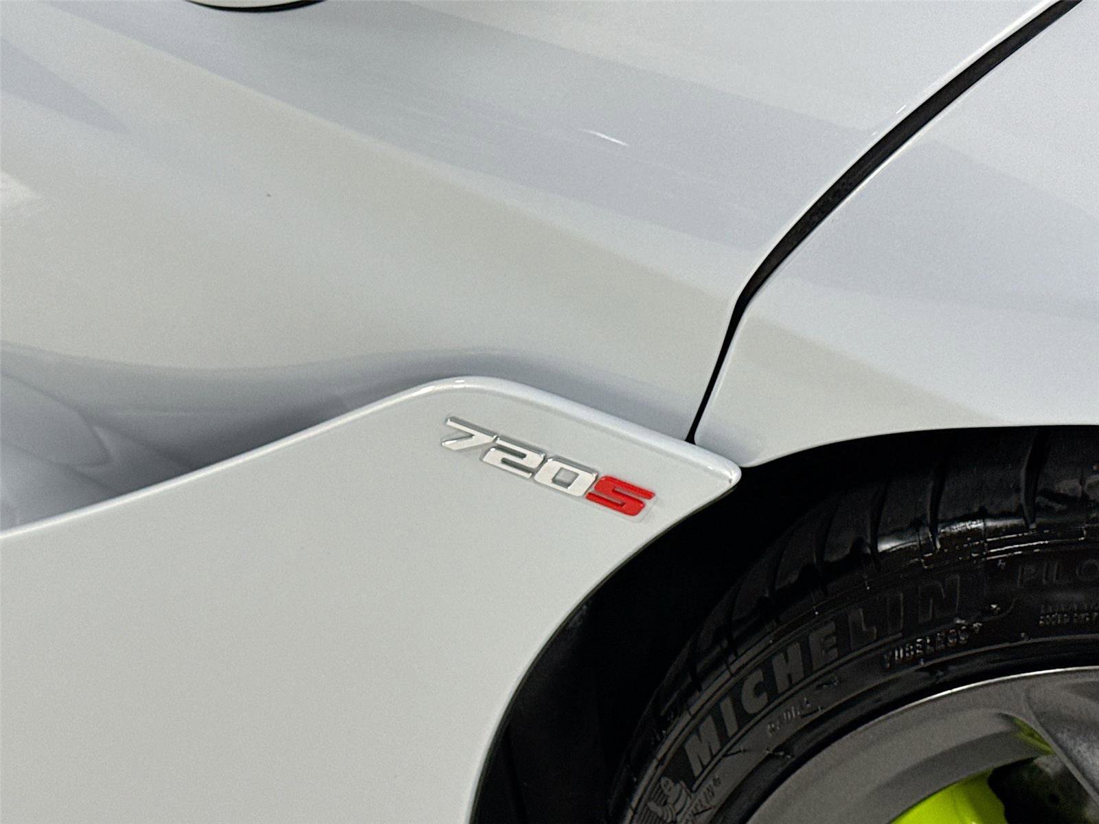 Used 2018 McLaren 720S image 31