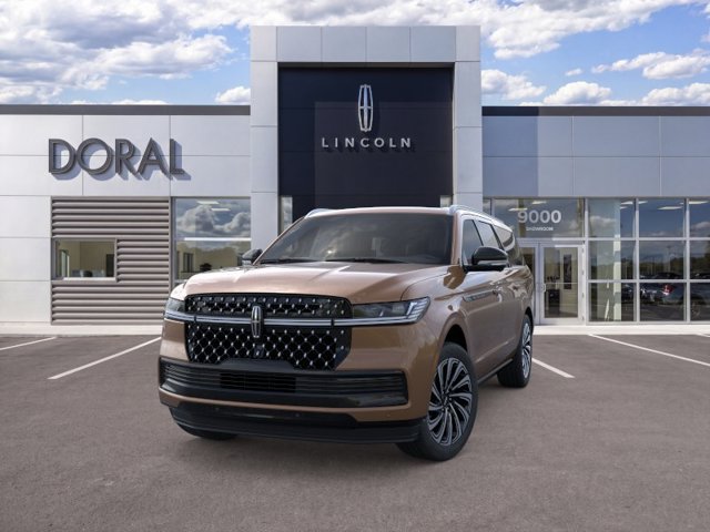 New 2026 Lincoln Navigator L Black Label AWD/4WD image 2