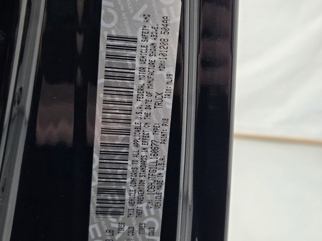 Certified 2020 Jeep Gladiator Overland image 24