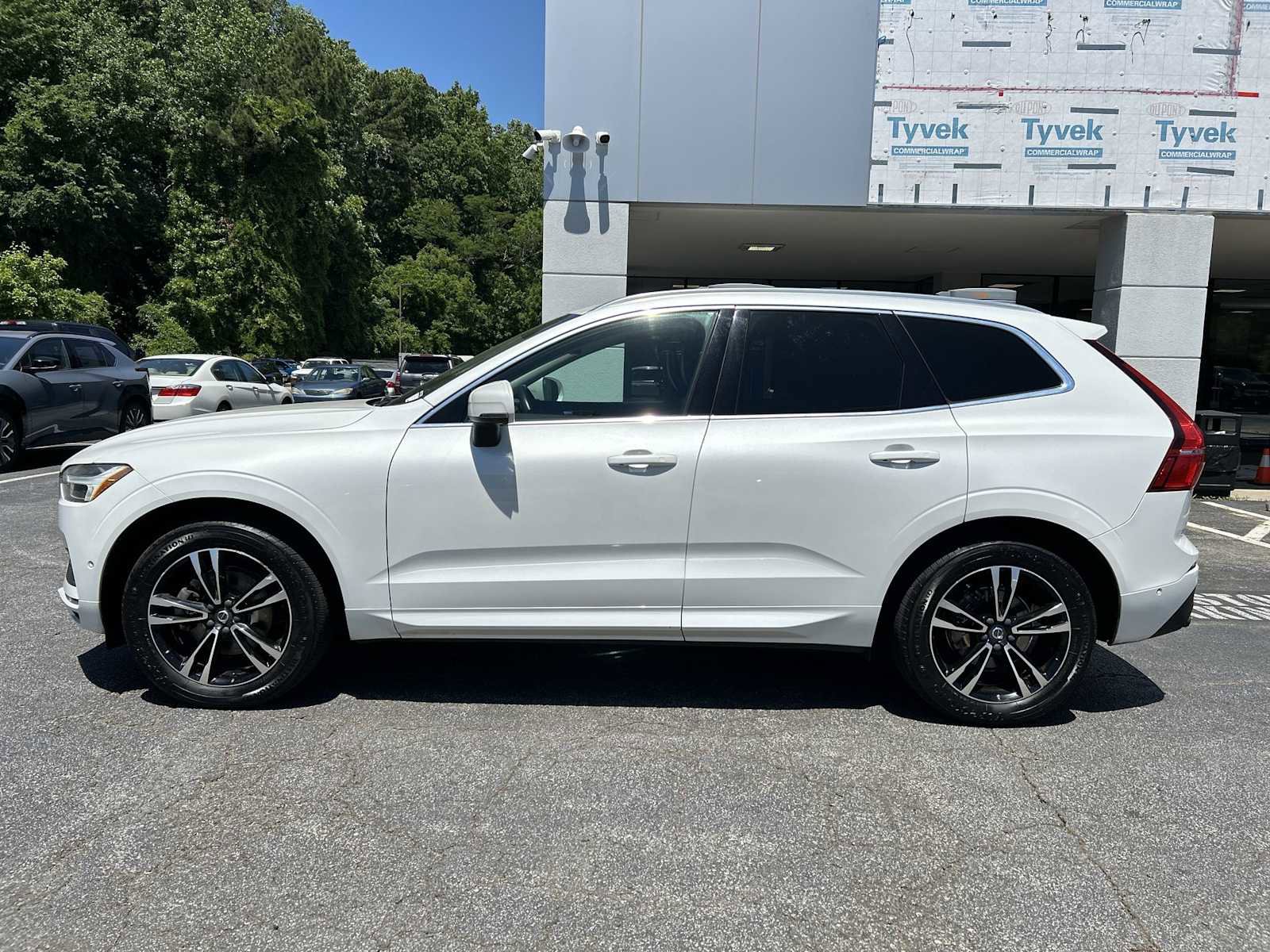Used 2019 Volvo XC60 T5 Momentum w/ Multimedia Package AWD/4WD video 2