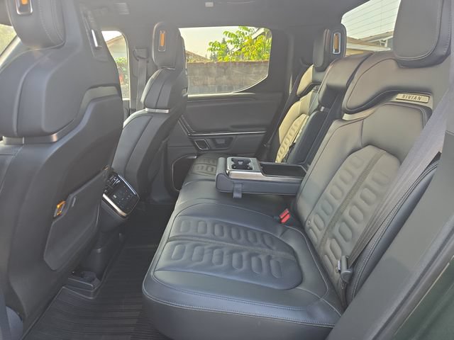 Used 2022 Rivian R1T Adventure AWD/4WD image 11