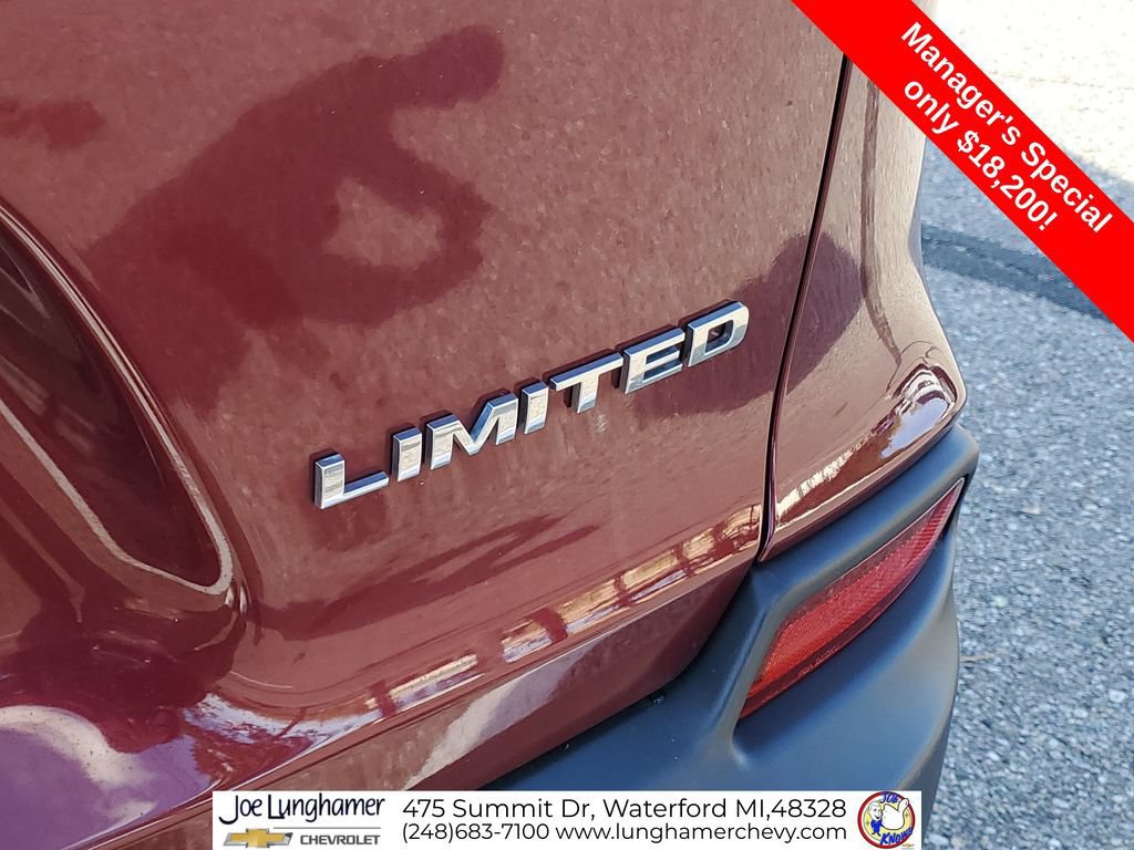 Used 2021 Jeep Cherokee Limited AWD/4WD image 32