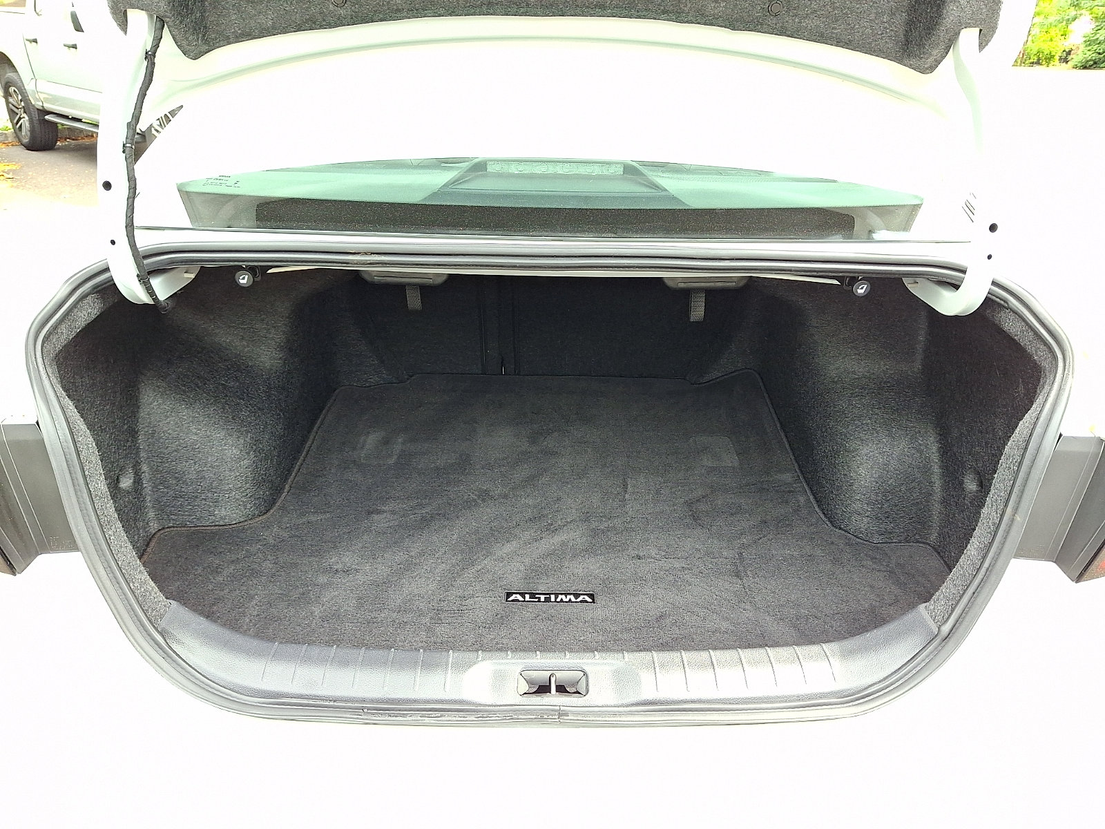 Certified 2025 Nissan Altima 2.5 SL AWD/4WD image 29