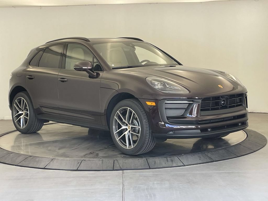 New 2026 Porsche Macan AWD/4WD image 9