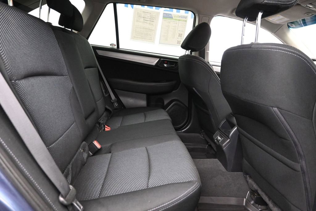 Used 2018 Subaru Outback 2.5i Premium AWD/4WD image 10