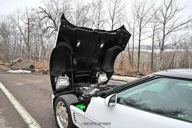 Used 1995 Chevrolet Corvette Coupe RWD image 19