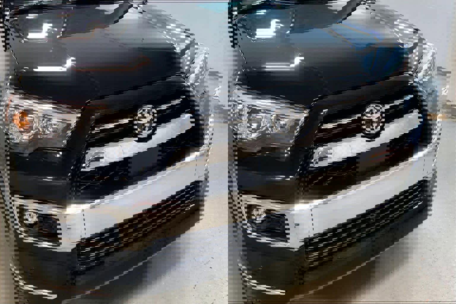 Used 2022 Toyota 4Runner Limited image 32