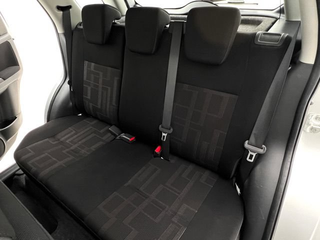 Used 2010 Suzuki SX4 Touring AWD/4WD image 15