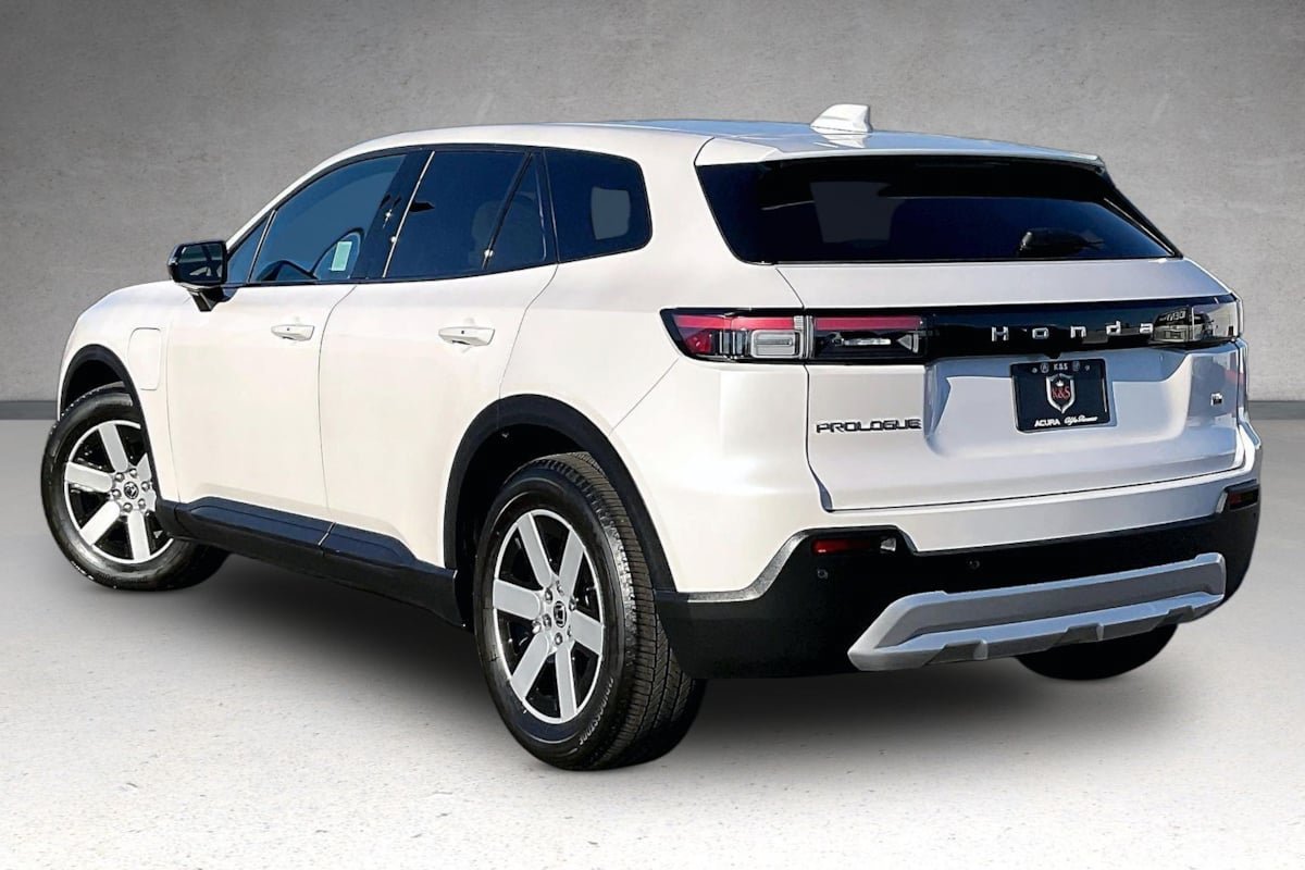 Used 2024 Honda Prologue EX image 11